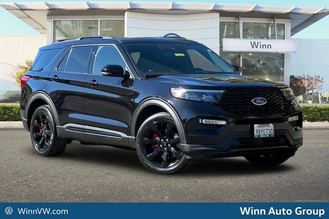 2022 Ford Explorer ST 4WD photo