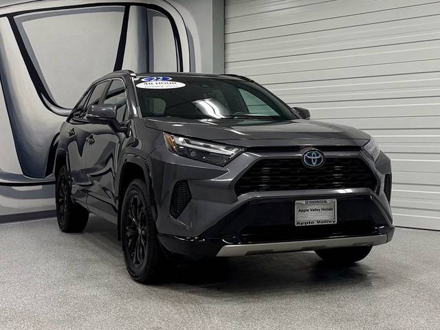 2022 Toyota RAV4 Hybrid SE AWD photo