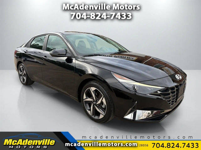 2022 Hyundai Elantra SEL FWD photo