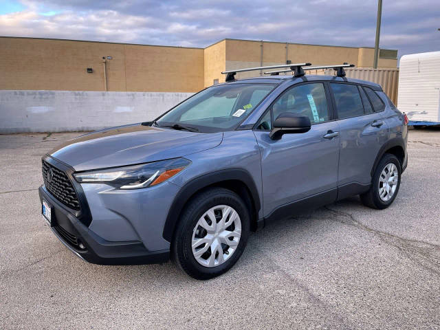 2022 Toyota Corolla Cross L FWD photo