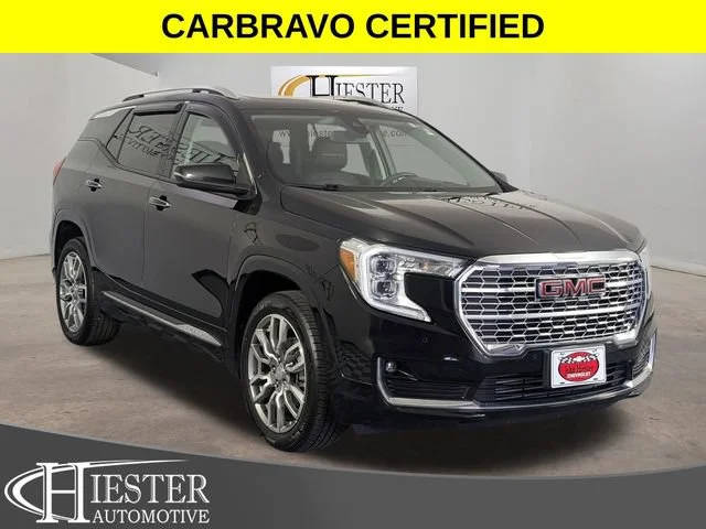 2022 GMC Terrain Denali AWD photo