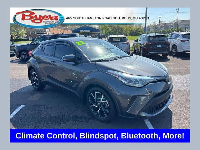 2022 Toyota C-HR XLE FWD photo