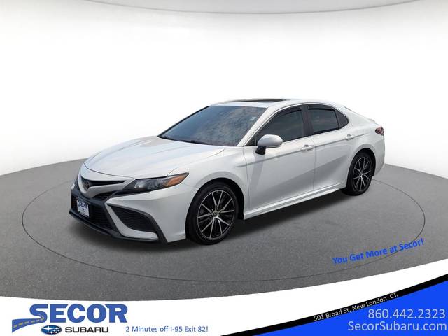 2022 Toyota Camry SE FWD photo