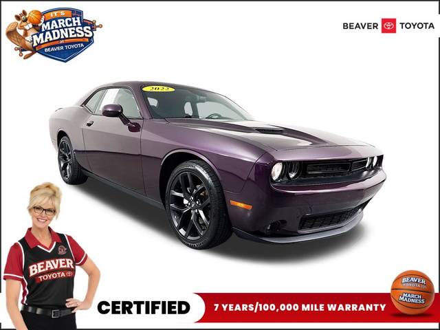 2022 Dodge Challenger SXT RWD photo