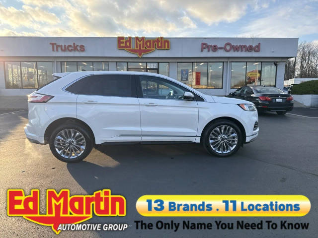 2022 Ford Edge Titanium AWD photo