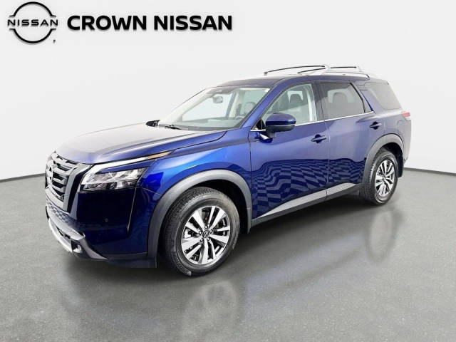 2022 Nissan Pathfinder SL 4WD photo