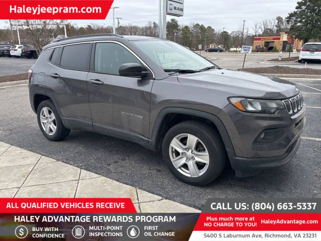 2022 Jeep Compass Latitude 4WD photo