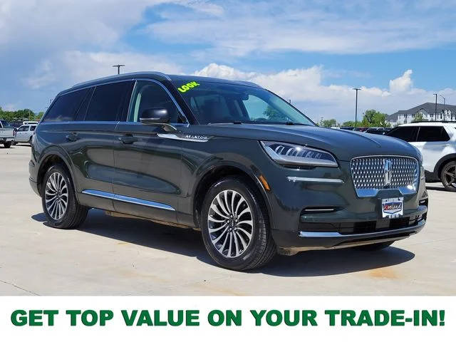 2022 Lincoln Aviator Standard AWD photo