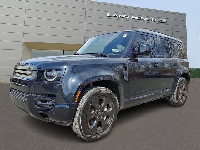 2023 Land Rover Defender 110 X-Dynamic SE AWD photo