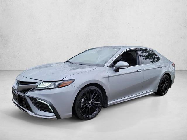 2022 Toyota Camry Hybrid XSE FWD photo