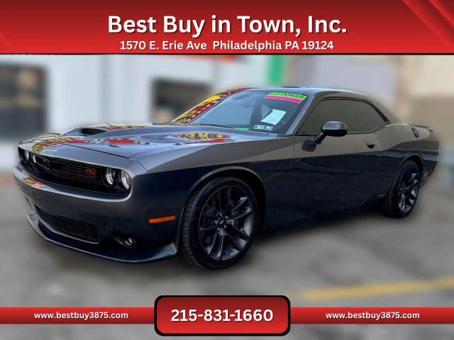 2022 Dodge Challenger R/T Scat Pack RWD photo