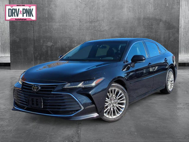 2022 Toyota Avalon Limited FWD photo