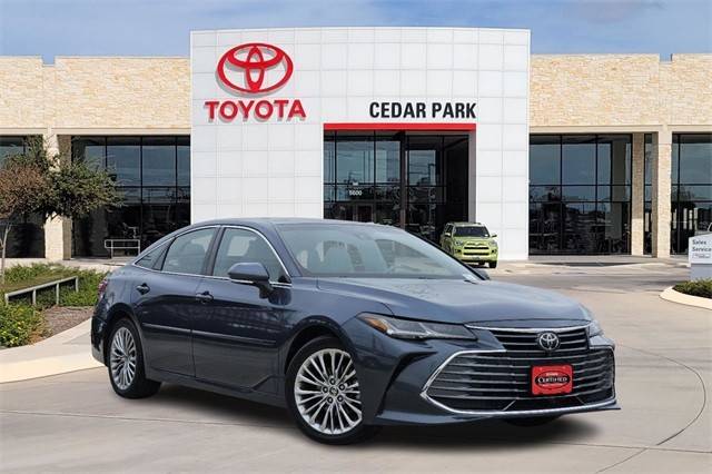 2022 Toyota Avalon Limited FWD photo