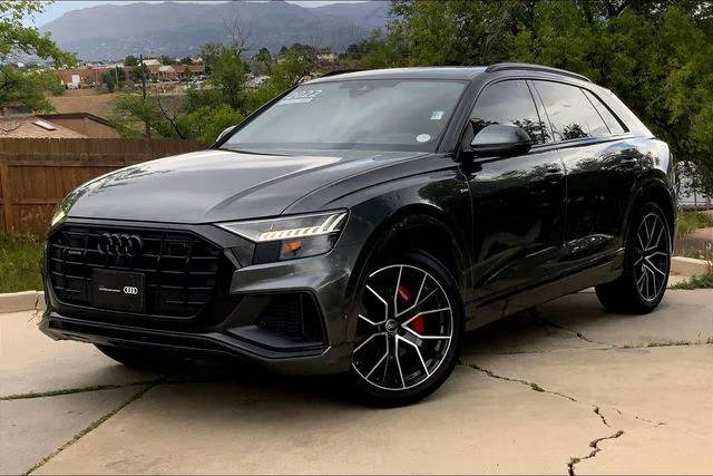 2022 Audi Q8 Prestige AWD photo