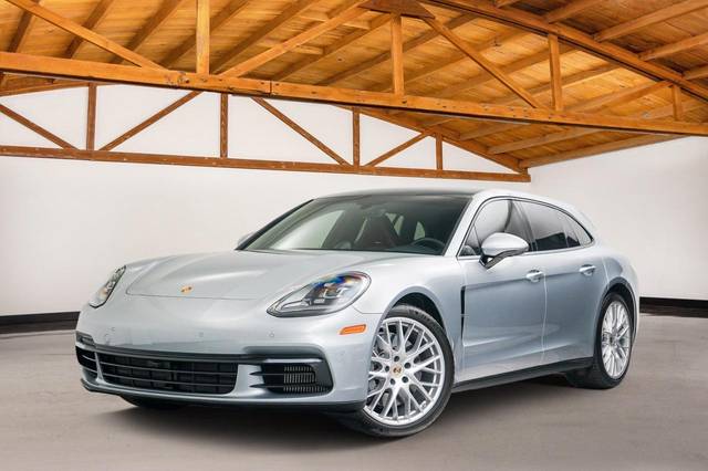 2018 Porsche Panamera 4S AWD photo