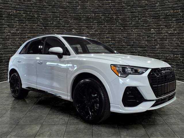 2022 Audi Q3 S line Premium AWD photo