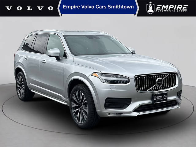 2022 Volvo XC90 Momentum AWD photo