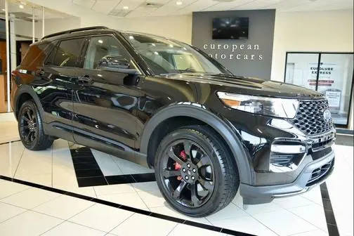 2022 Ford Explorer ST 4WD photo