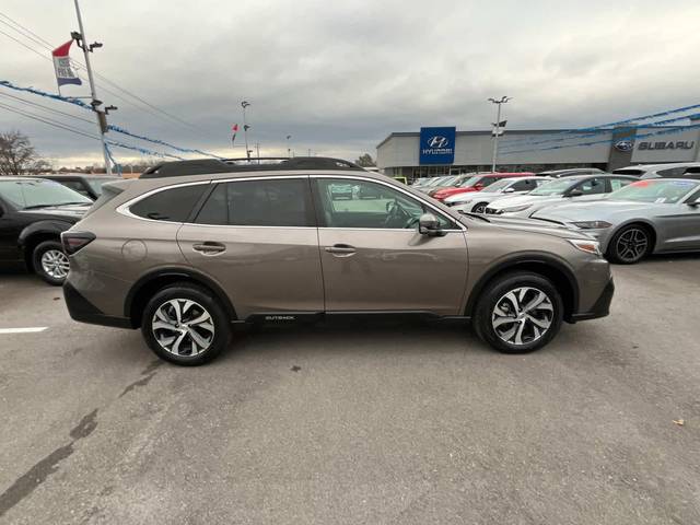 2022 Subaru Outback Limited AWD photo