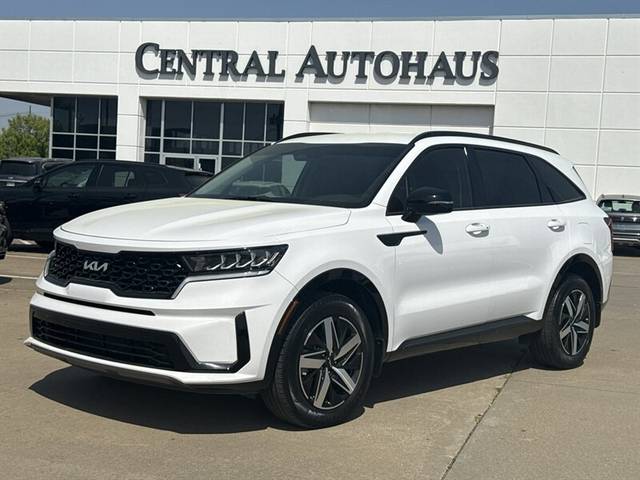 2022 Kia Sorento S FWD photo
