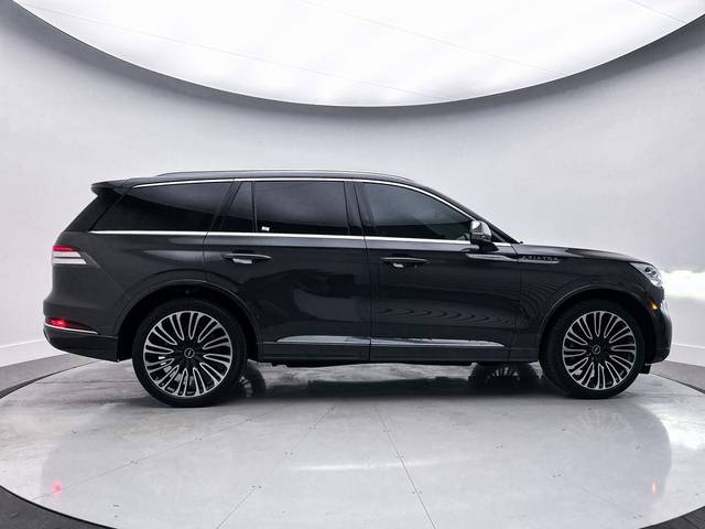 2022 Lincoln Aviator Black Label AWD photo