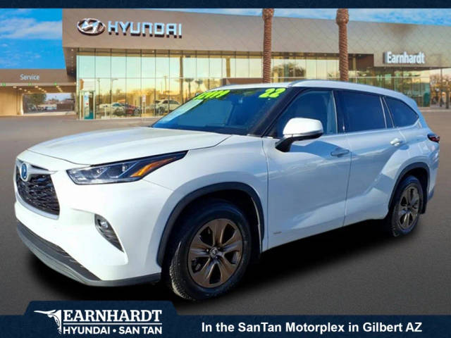 2022 Toyota Highlander Hybrid Bronze Edition AWD photo