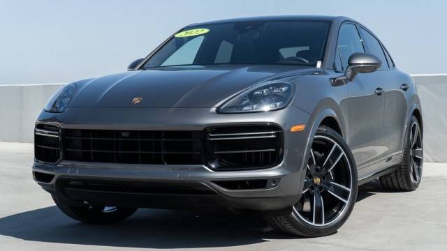 2022 Porsche Cayenne Coupe Turbo AWD photo