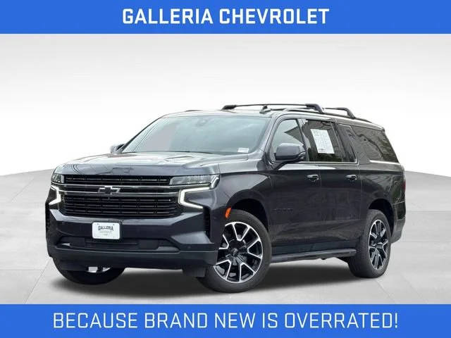 2022 Chevrolet Suburban RST RWD photo