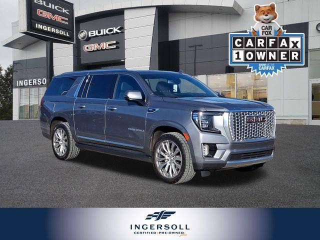 2022 GMC Yukon XL Denali 4WD photo