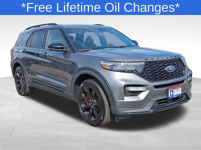 2022 Ford Explorer ST 4WD photo