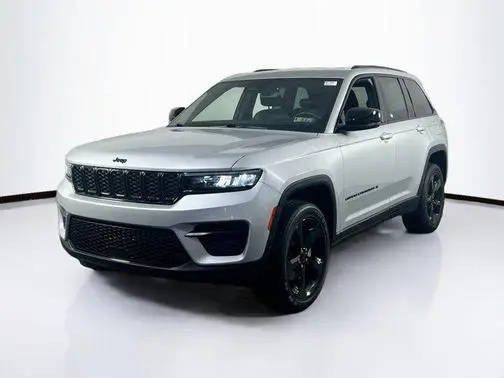 2022 Jeep Grand Cherokee Altitude 4WD photo