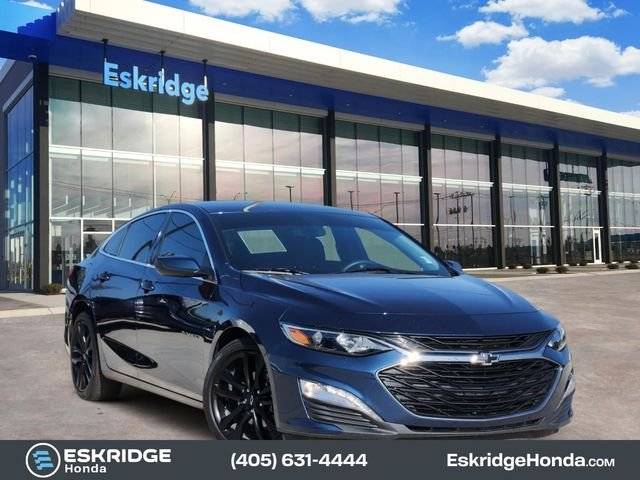 2022 Chevrolet Malibu LT FWD photo