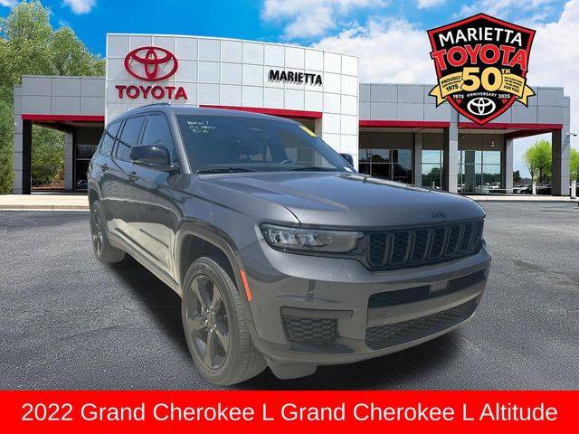 2022 Jeep Grand Cherokee L Altitude RWD photo
