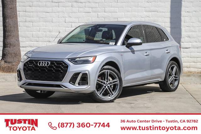 2022 Audi Q5 S line Premium AWD photo