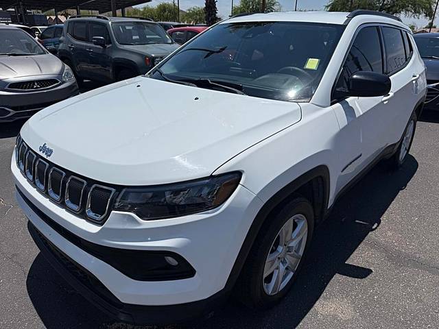 2022 Jeep Compass Latitude FWD photo