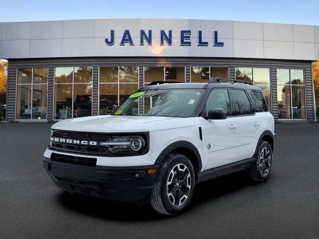 2022 Ford Bronco Sport Outer Banks 4WD photo