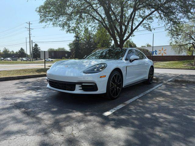 2018 Porsche Panamera 4 AWD photo