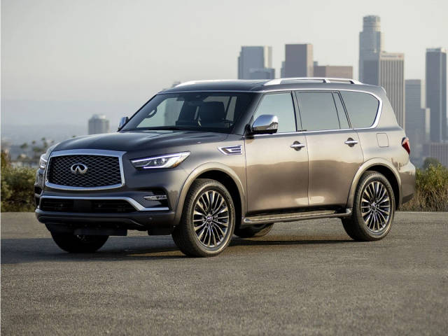 2022 Infiniti QX80 LUXE 4WD photo