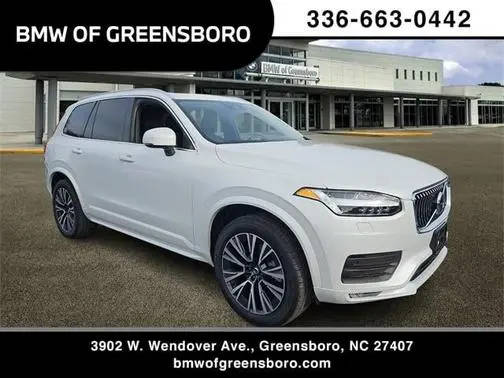 2022 Volvo XC90 Momentum AWD photo