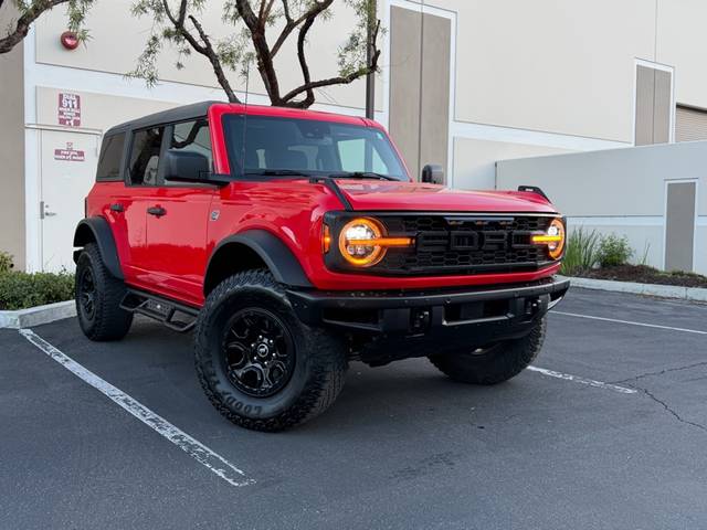 2022 Ford Bronco 4 Door Wildtrak 4WD photo