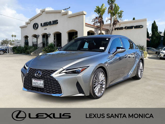 2022 Lexus IS IS 300 RWD photo