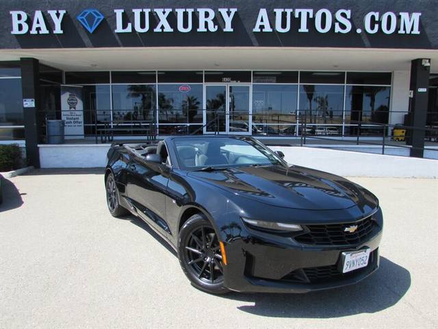2020 Chevrolet Camaro 1LT RWD photo