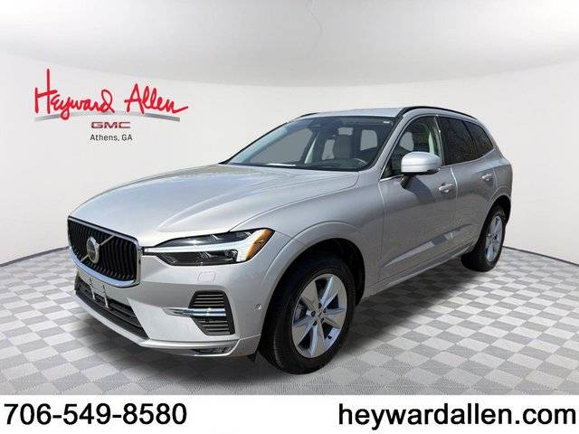 2022 Volvo XC60 Momentum FWD photo