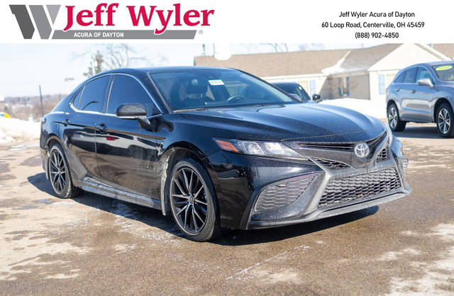 2022 Toyota Camry SE FWD photo