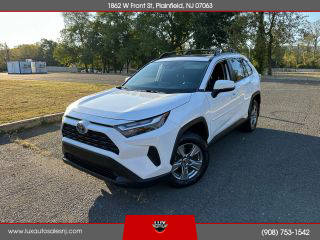 2022 Toyota RAV4 Hybrid XLE AWD photo