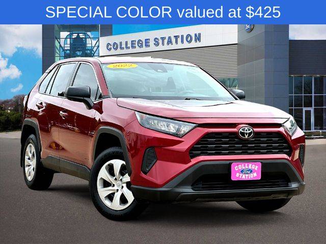 2022 Toyota RAV4 LE FWD photo