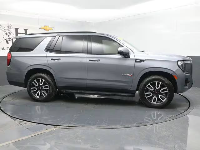 2022 GMC Yukon AT4 4WD photo