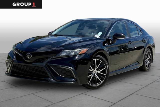 2022 Toyota Camry SE FWD photo