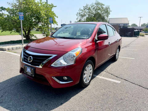 2019 Nissan Versa SV FWD photo