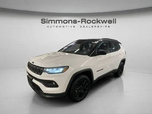 2022 Jeep Compass Altitude 4WD photo
